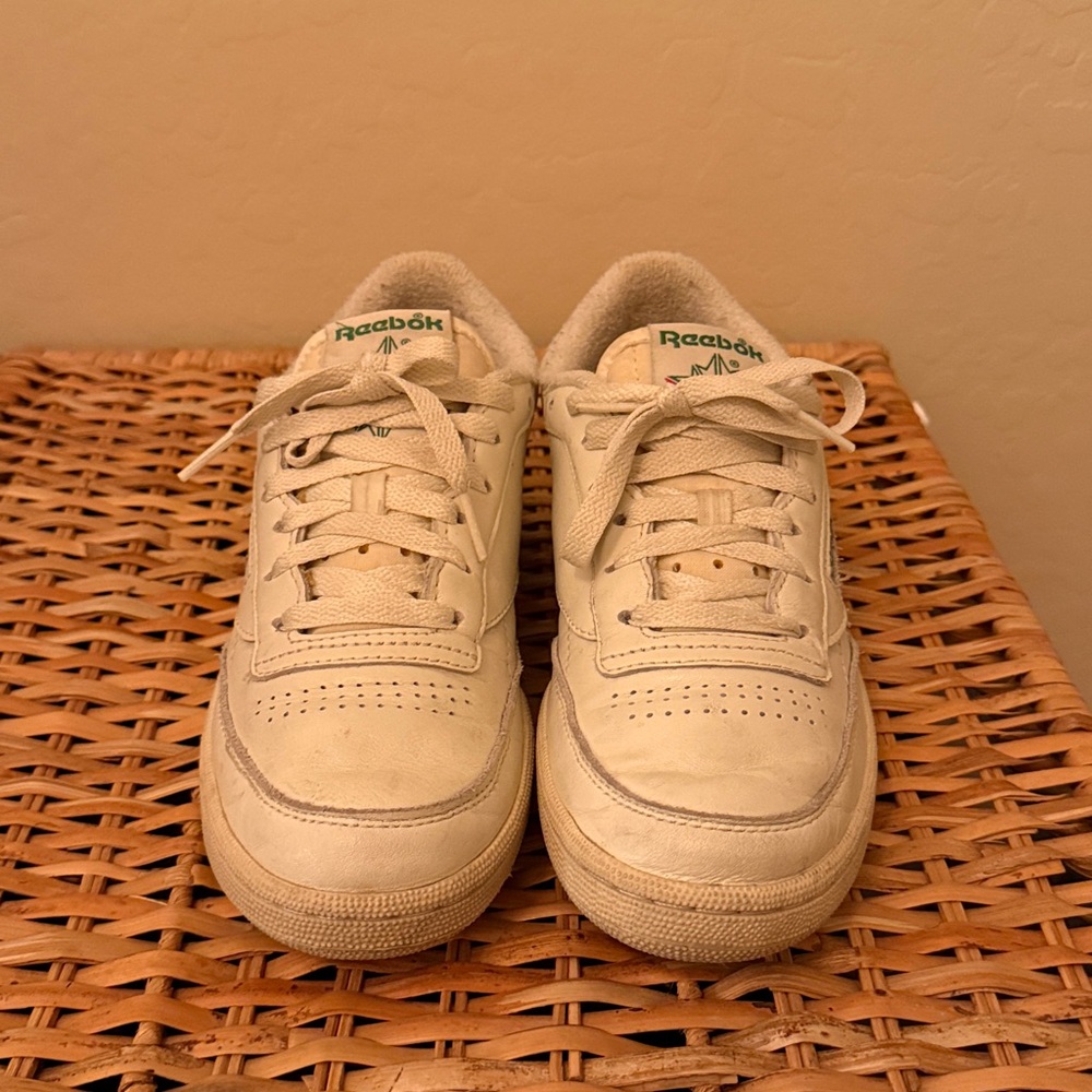 Reebok C85 Vintage Casual Sneakers - Picture 2 of 9